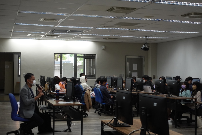 「四年解鎖」111.10.21「英文寫作一」課程-工作坊:「電子地圖入門與製作」圖片